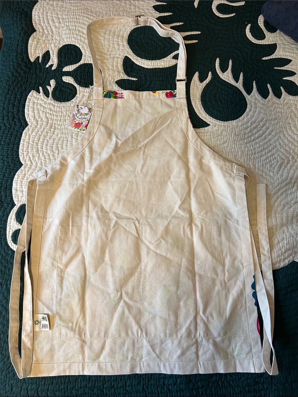 Foodland x Suzanne Jennerich Give Aloha Apron NWT - Picture 6 of 6